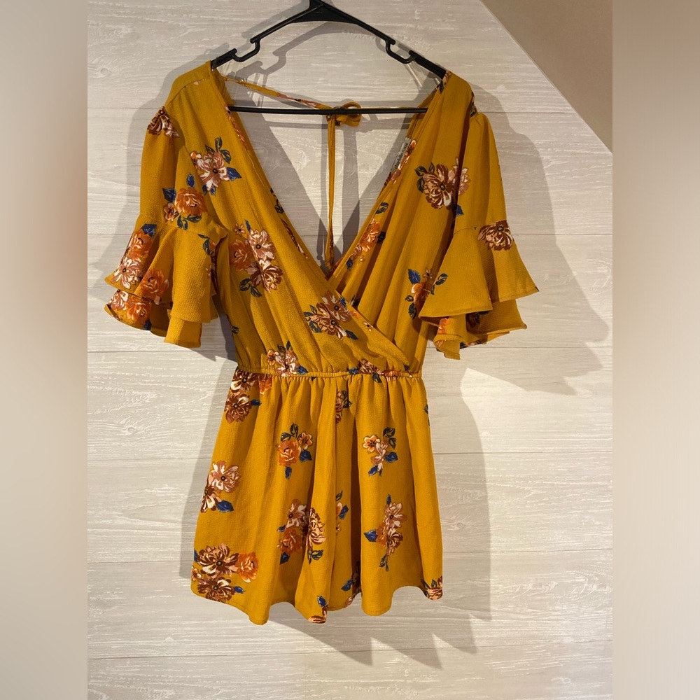 NWT yellow floral romper!!!